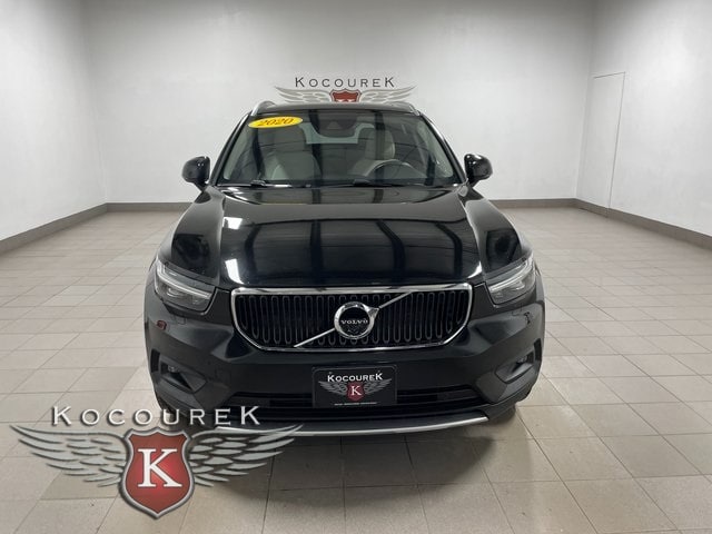 Used 2020 Volvo XC40 Momentum with VIN YV4162UK9L2268562 for sale in Wausau, WI