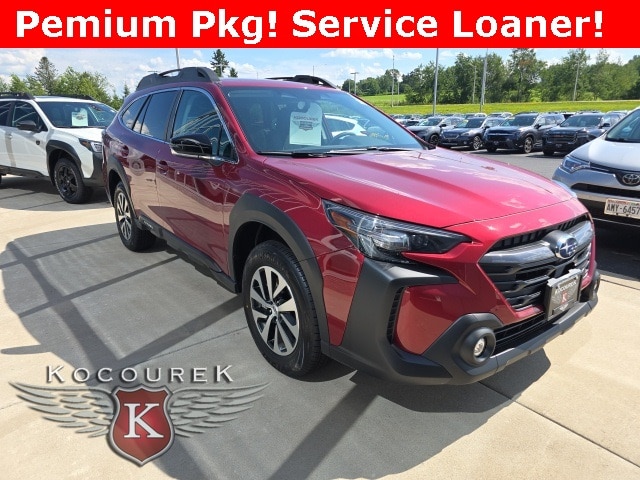 2025 Subaru Outback Premium's photo