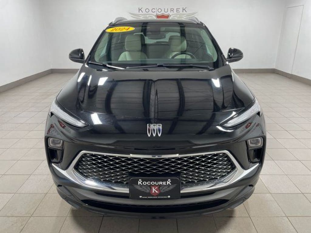 Used 2024 Buick Encore GX Avenir SUV