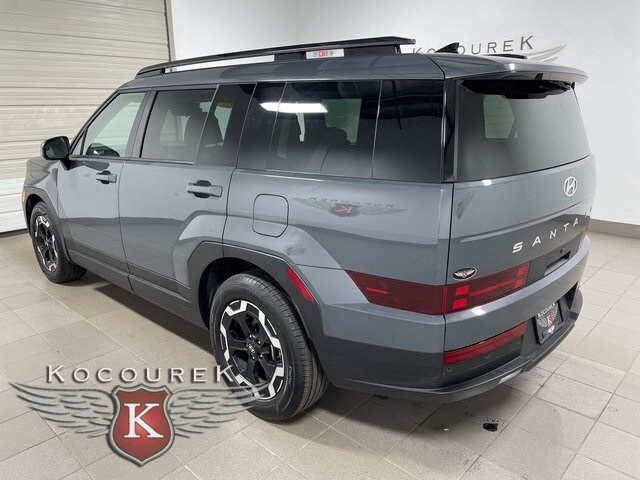 2025 Hyundai Santa Fe SEL photo 4