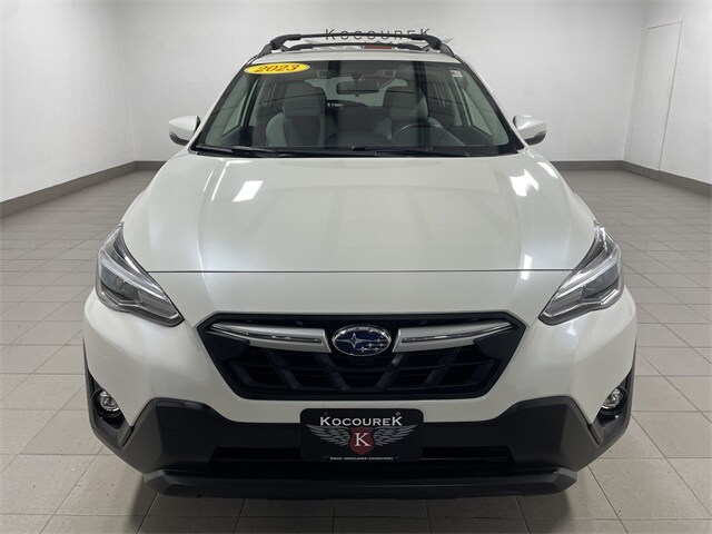 2023 Subaru Crosstrek Limited photo 2