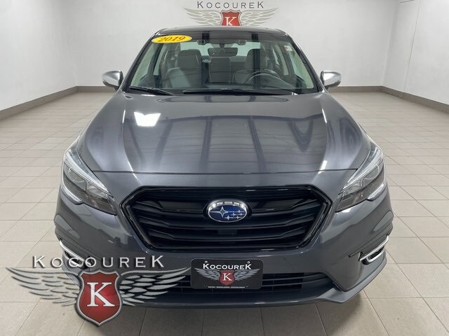 2019 Subaru Legacy 2.5i photo 2