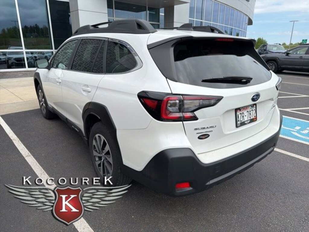 Used 2023 Subaru Outback Premium SUV