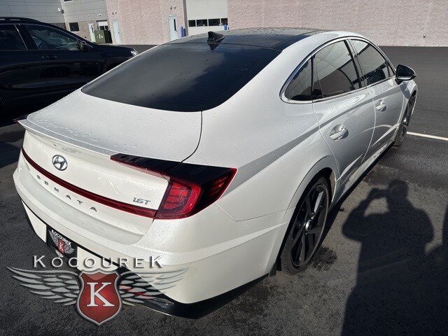 2022 Hyundai Sonata SEL Plus photo 4