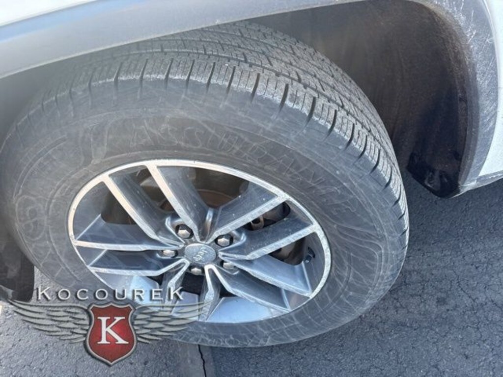 Used 2017 Jeep Grand Cherokee Limited SUV