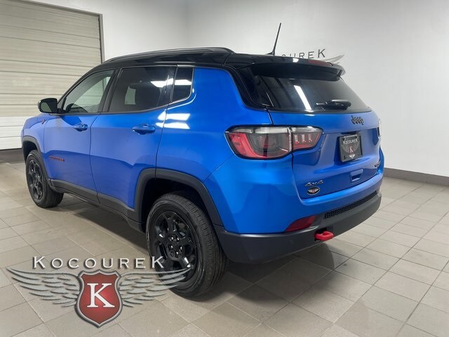 2024 Jeep Compass Trailhawk photo 3