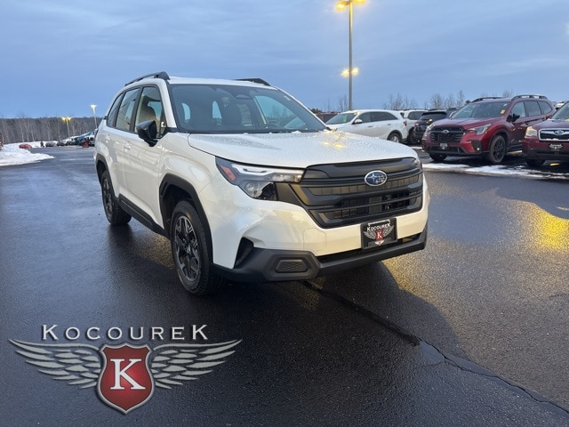 2026 Subaru Forester Base's photo