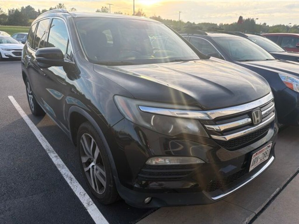 Used 2017 Honda Pilot Touring SUV