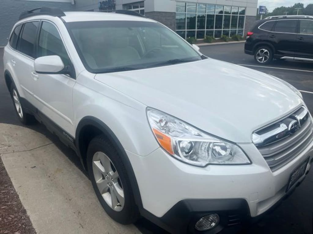 Used 2014 Subaru Outback 2.5i Premium SUV