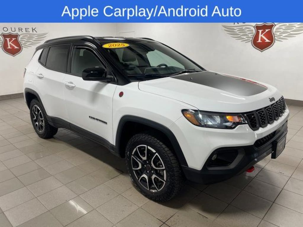Used 2025 Jeep Compass Trailhawk SUV