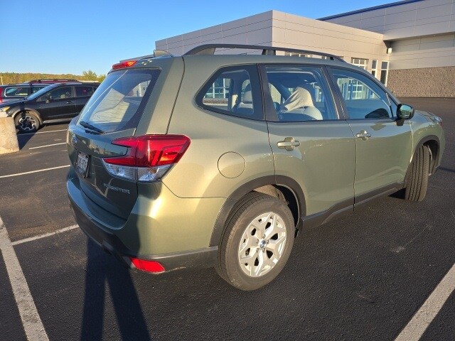2020 Subaru Forester Base photo 4