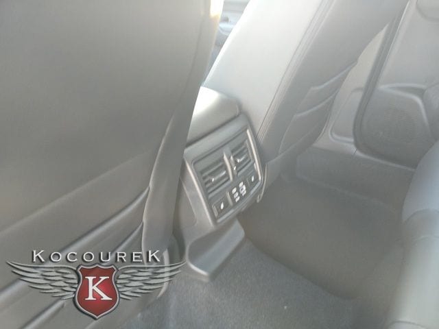 2026 Subaru Outback Touring XT - Photo 16