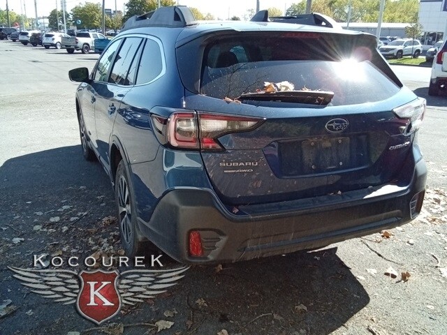 2021 Subaru Outback Premium photo 3