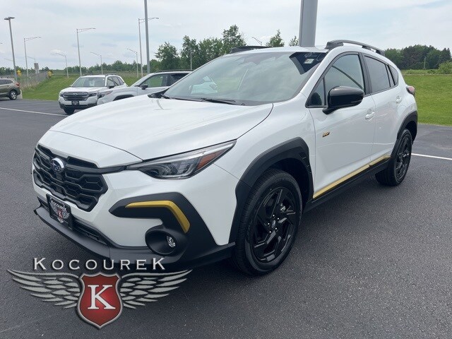 2025 Subaru Crosstrek Sport photo 2