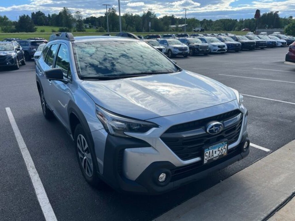 Used 2024 Subaru Outback 2.5i SUV