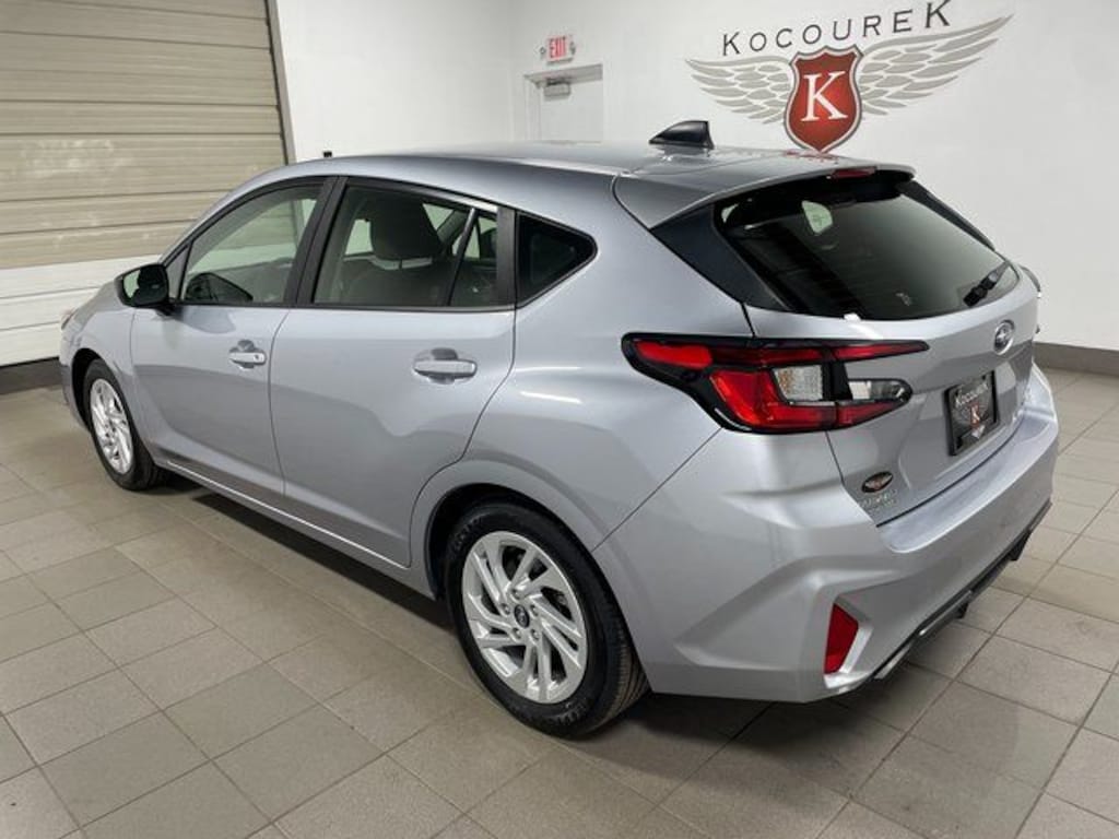 Used 2024 Subaru Impreza Base Hatchback