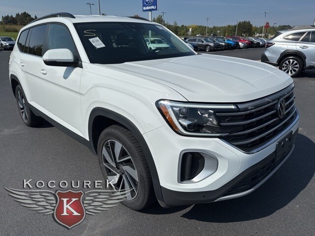 2024 Volkswagen Atlas SE Technology photo 3