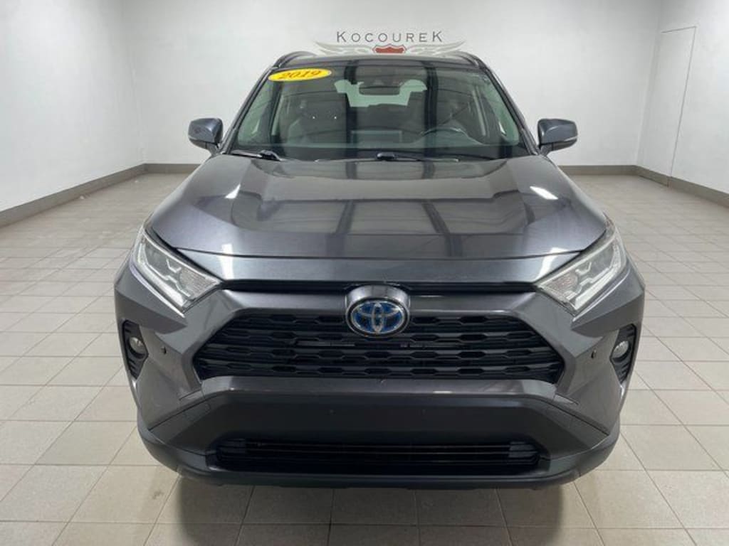 Used 2019 Toyota RAV4 Hybrid XLE SUV