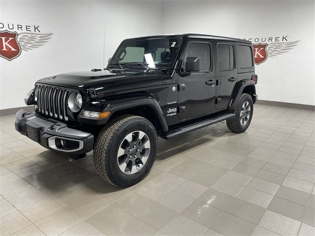 2021 Jeep Wrangler Unlimited Sahara photo 3