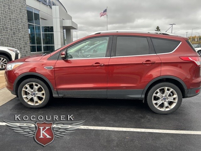 2016 Ford Escape Titanium photo 2
