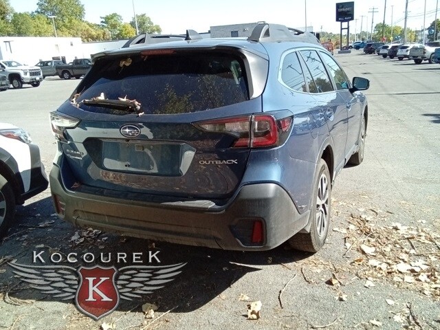 2021 Subaru Outback Premium photo 2
