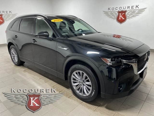 2025 Mazda CX-90 Preferred Package's photo