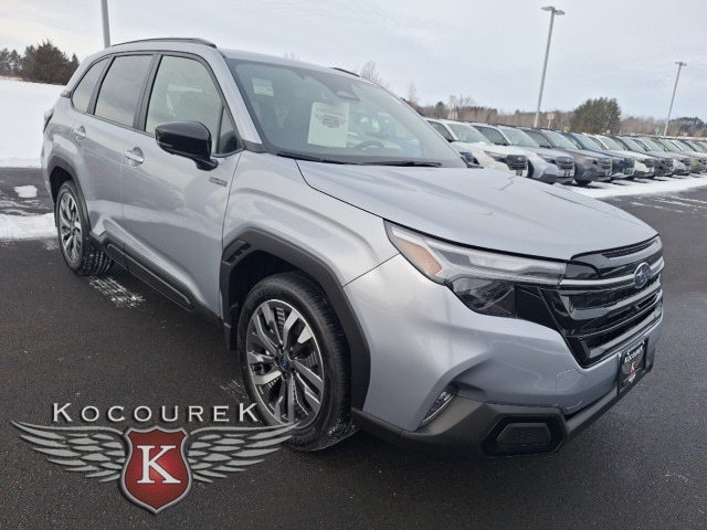 2025 Subaru Forester Touring's photo