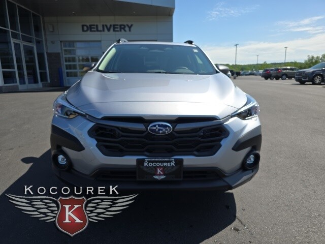 2025 Subaru Crosstrek Premium photo 2