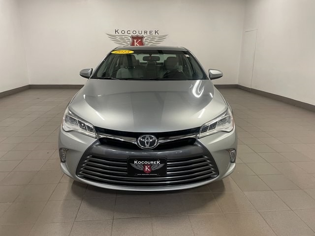 Used 2015 Toyota Camry XSE with VIN 4T1BK1FK2FU559743 for sale in Wausau, WI