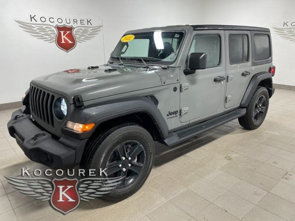 Used 2022 Jeep Wrangler Unlimited Sport Altitude SUV