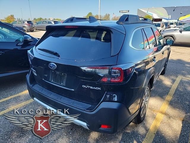2023 Subaru Outback Limited photo 3