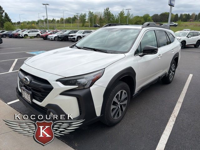 2023 Subaru Outback Premium's photo