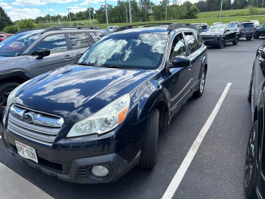 Used 2013 Subaru Outback 2.5i Premium SUV