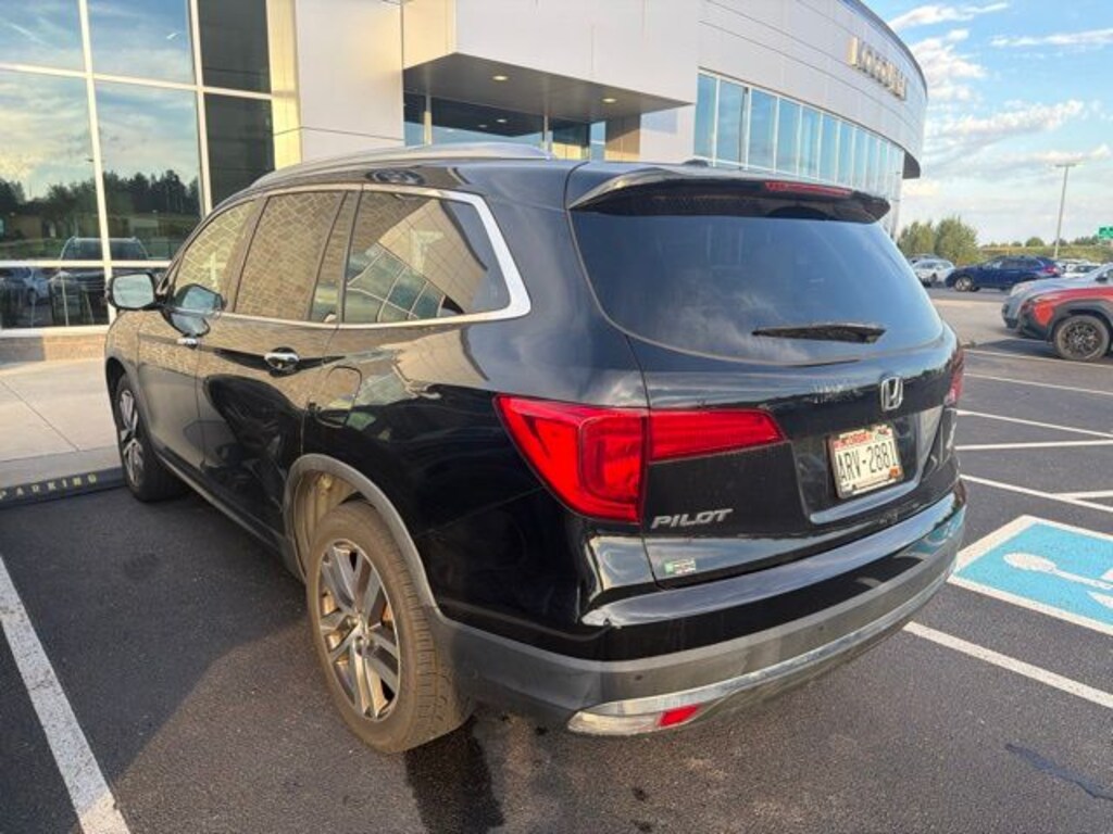 Used 2017 Honda Pilot Touring SUV