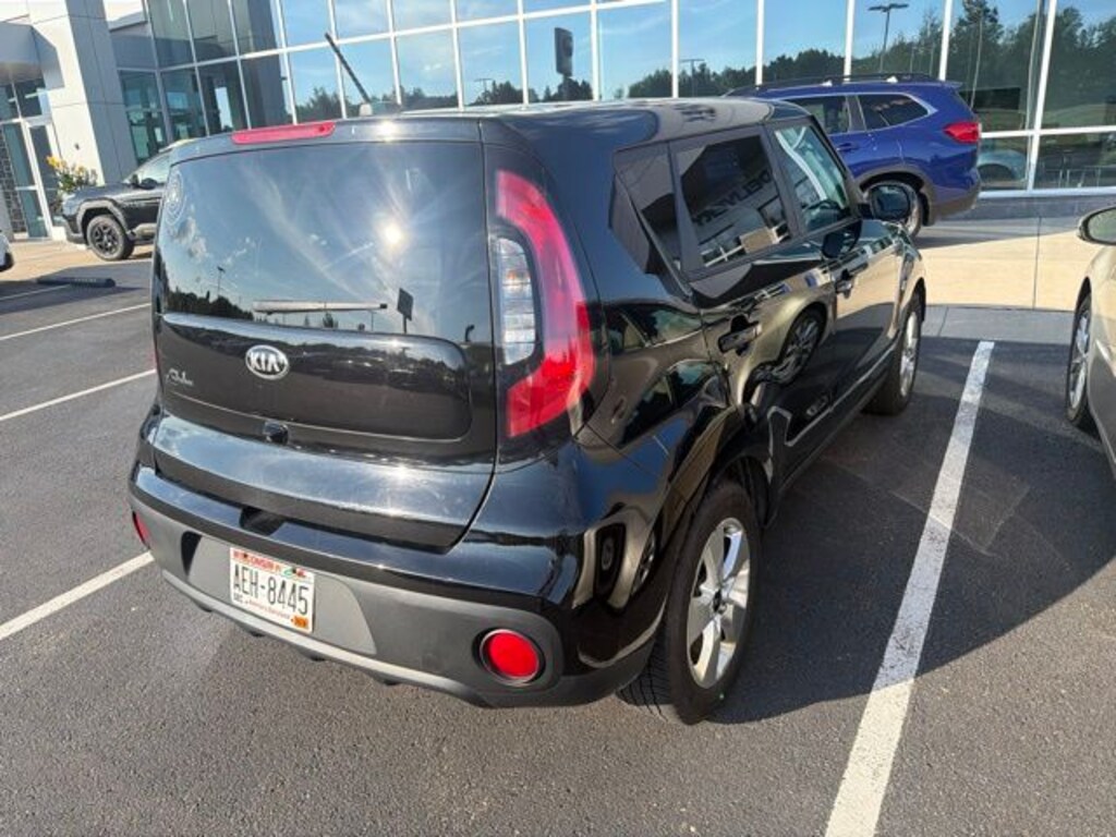 Used 2018 Kia Soul Base Hatchback