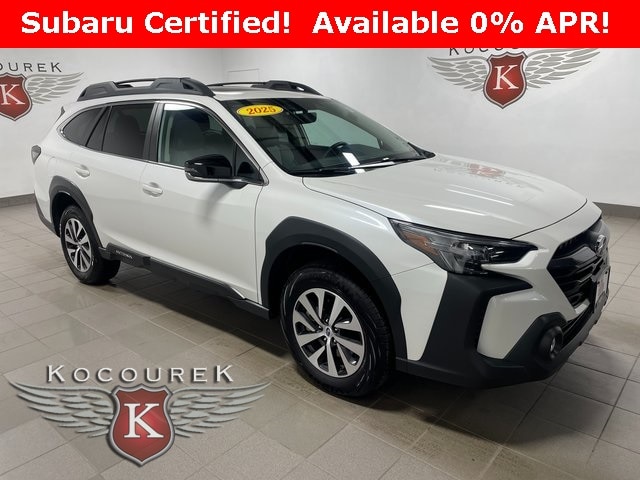 2025 Subaru Outback Premium's photo
