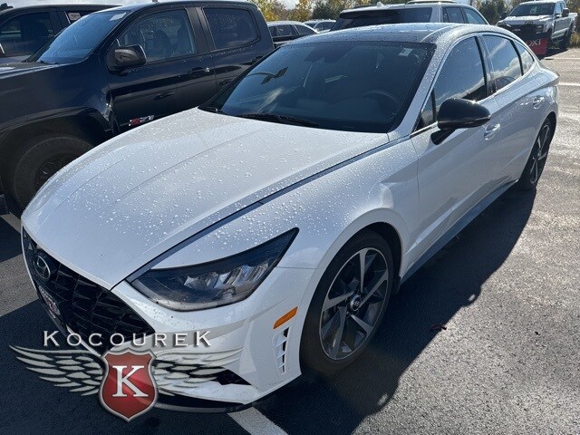 2022 Hyundai Sonata SEL Plus photo 4