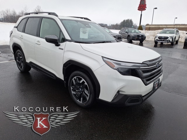 2025 Subaru Forester Limited's photo