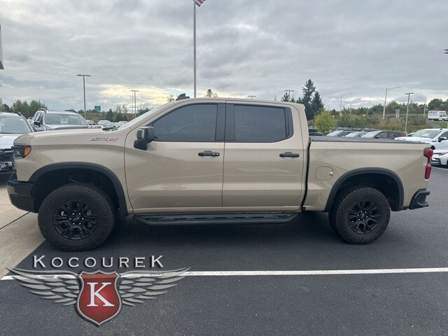 2022 Chevrolet Silverado 1500 ZR2 photo 2