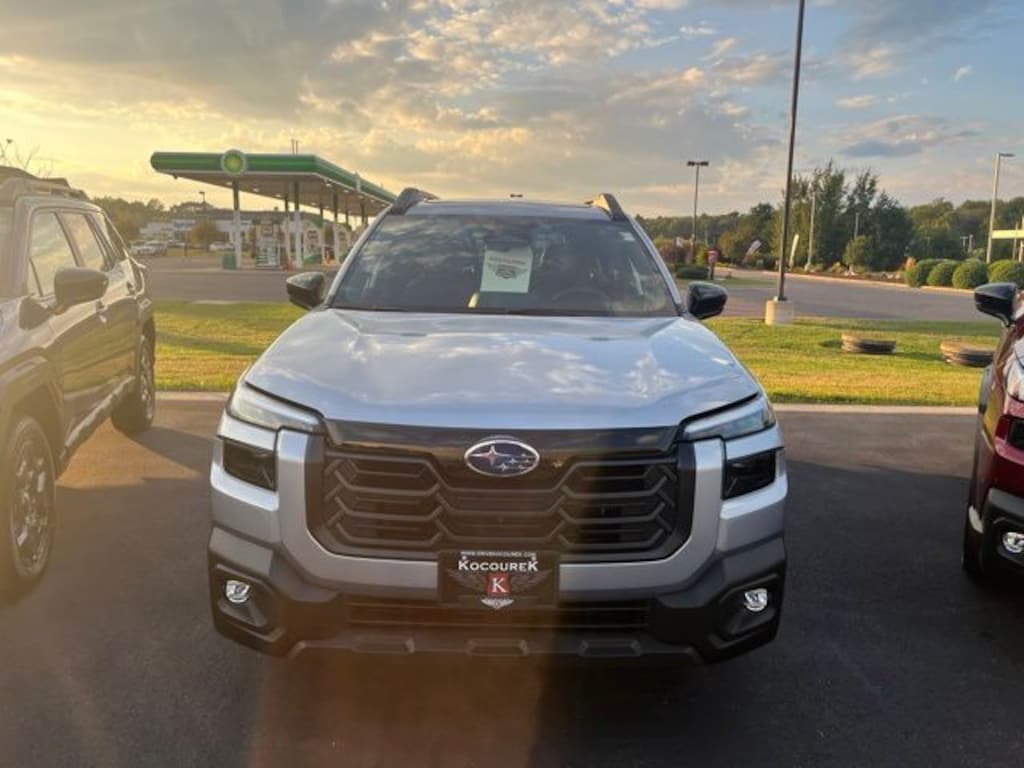 New 2026 Subaru Outback Touring XT SUV