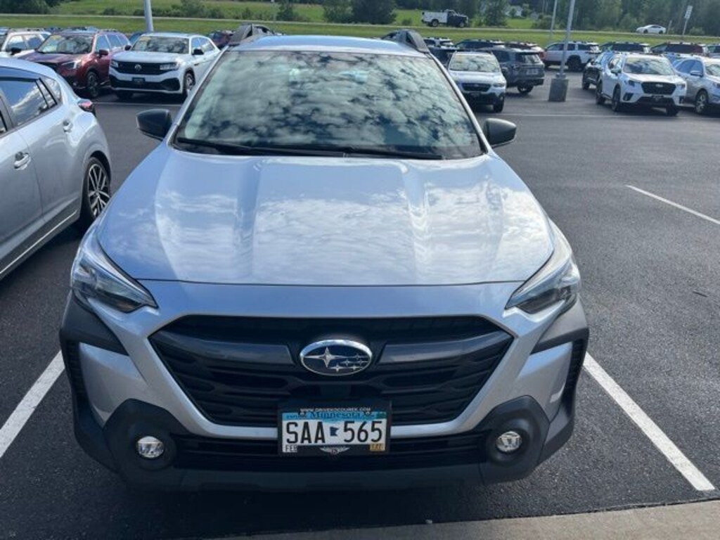 Used 2024 Subaru Outback 2.5i SUV