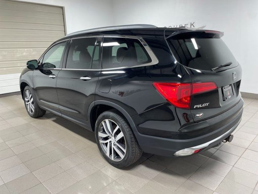 Used 2017 Honda Pilot Elite SUV