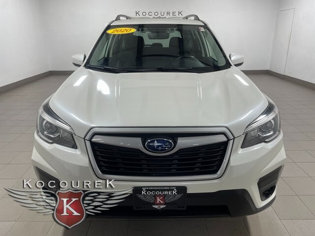 2020 Subaru Forester Premium photo 2