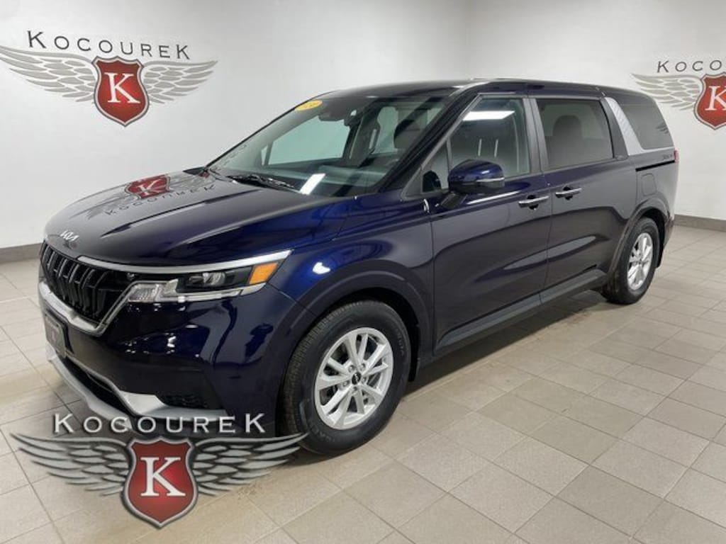 Used 2024 Kia Carnival LX Minivan/Van