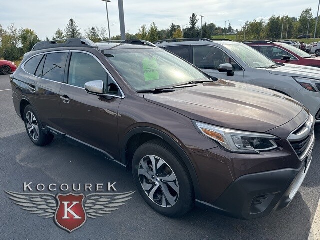 2021 Subaru Outback Touring XT photo 2