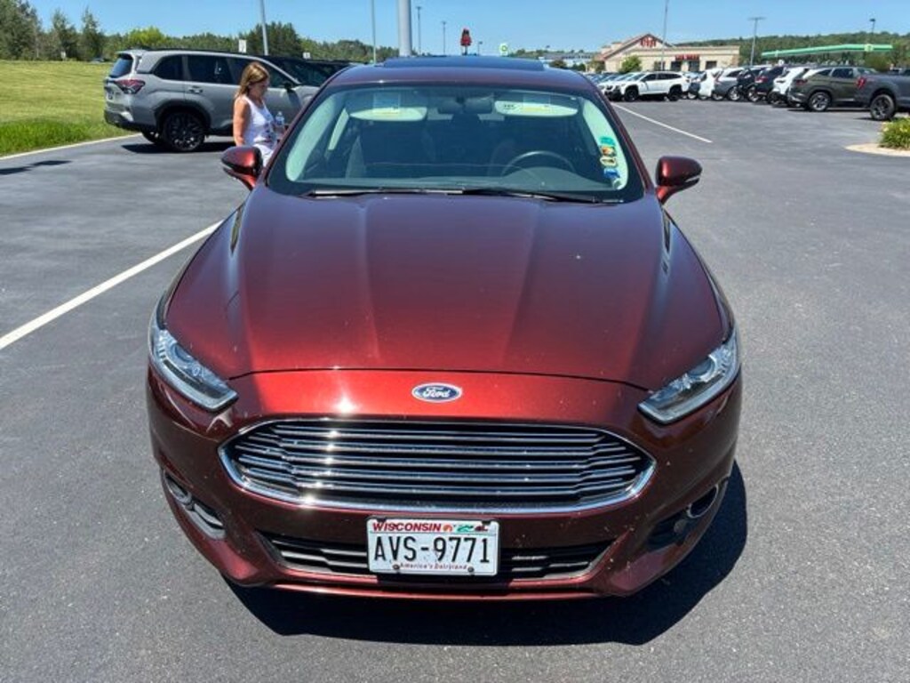 Used 2015 Ford Fusion SE Sedan