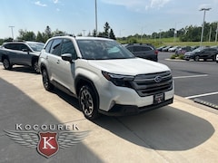 New 2025 Subaru Forester for sale in Wausau, WI