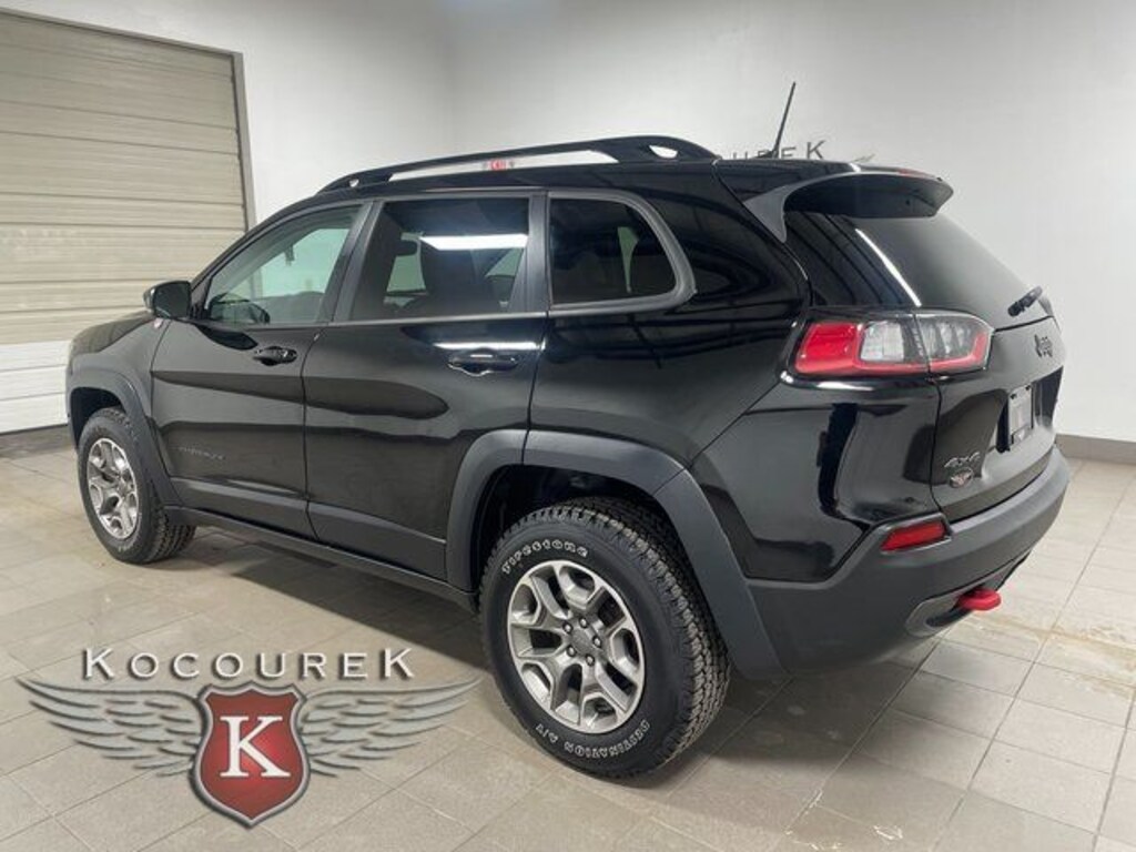 Used 2022 Jeep Cherokee Trailhawk SUV