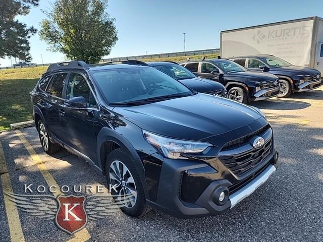 2023 Subaru Outback Limited photo 2