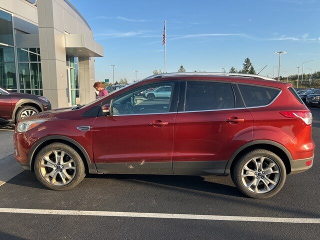 2015 Ford Escape Titanium photo 3